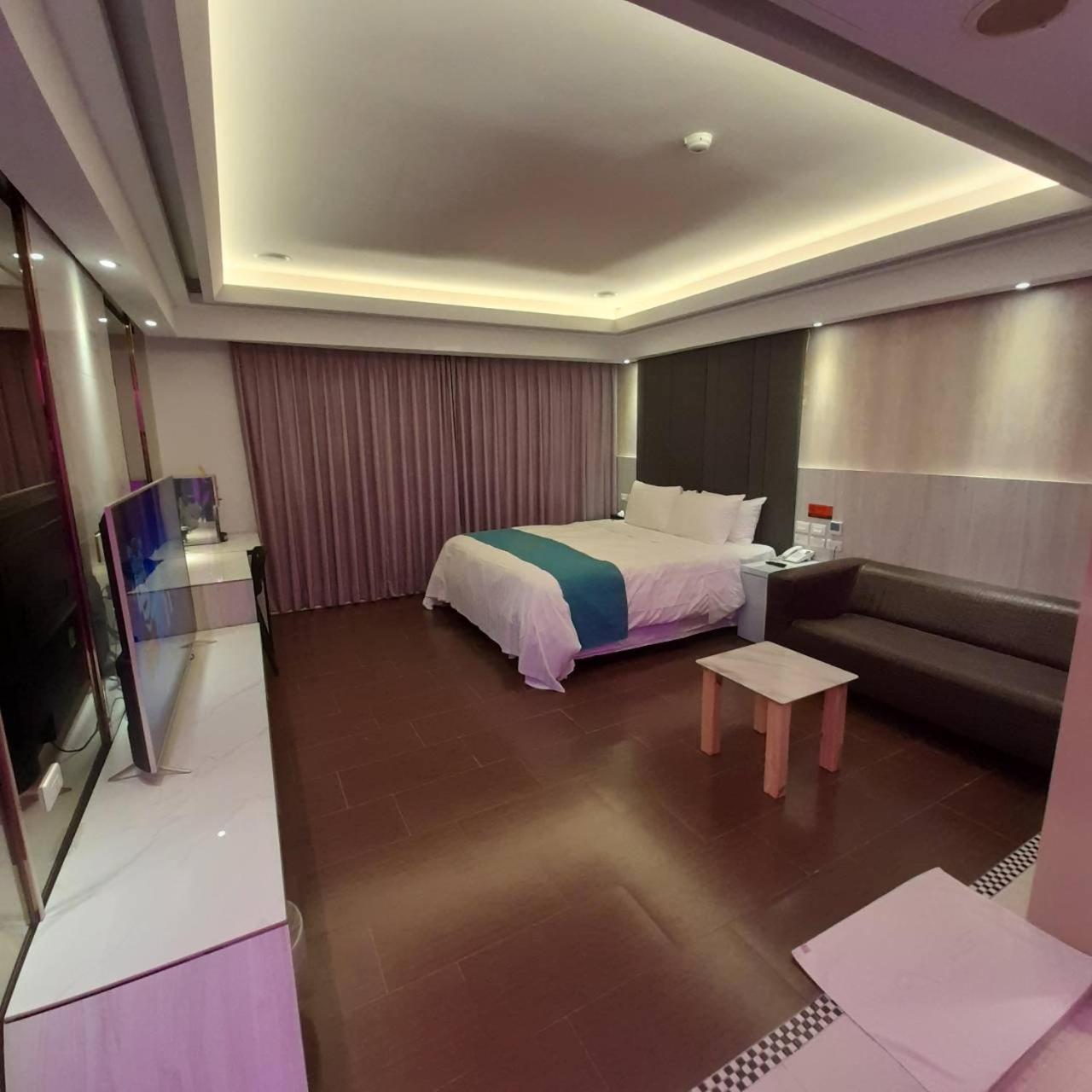 King Motel王者 桃園市旅館177號 Luaran gambar